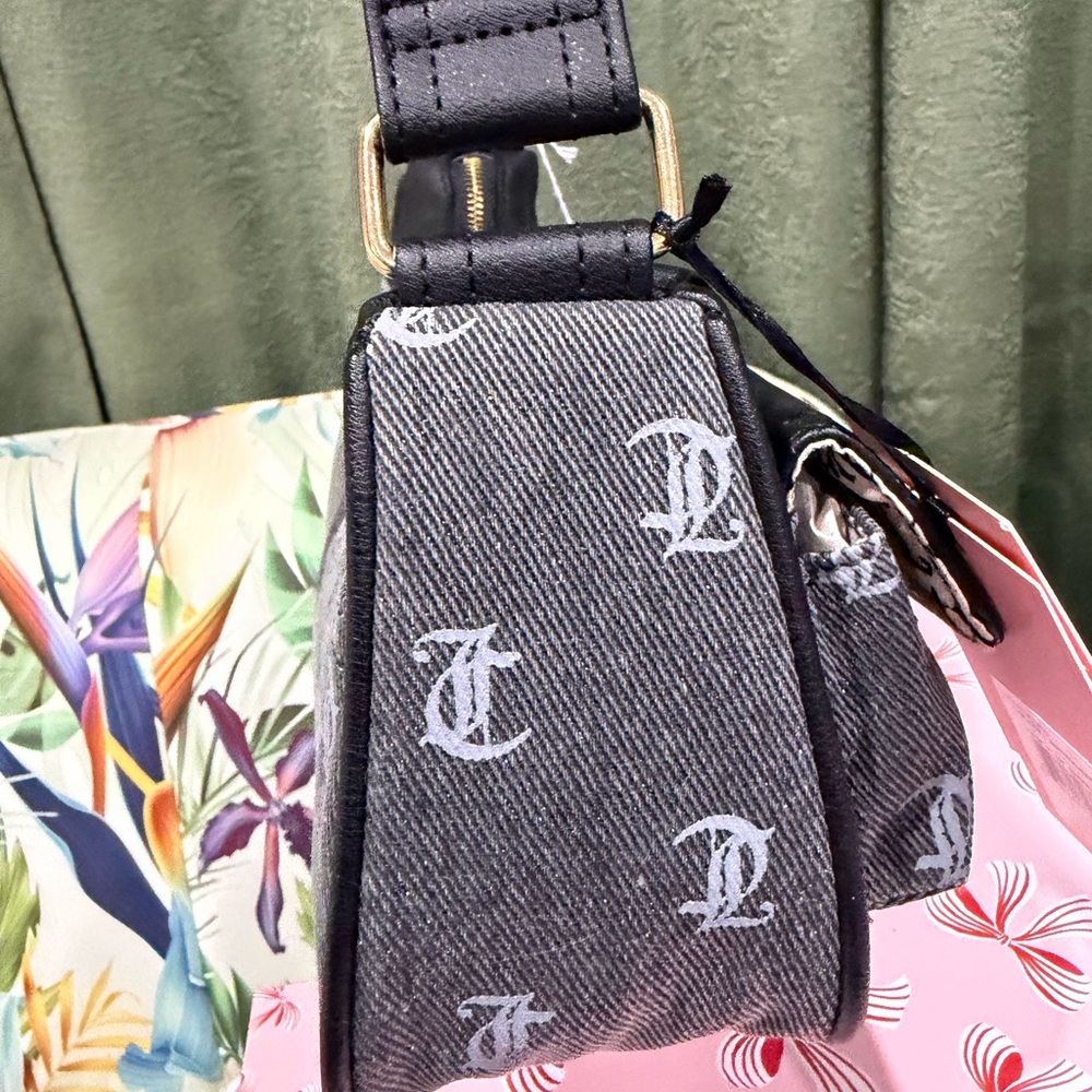 Black Women's Shoulder Bag with Gold Accents - Picture 3 of 7